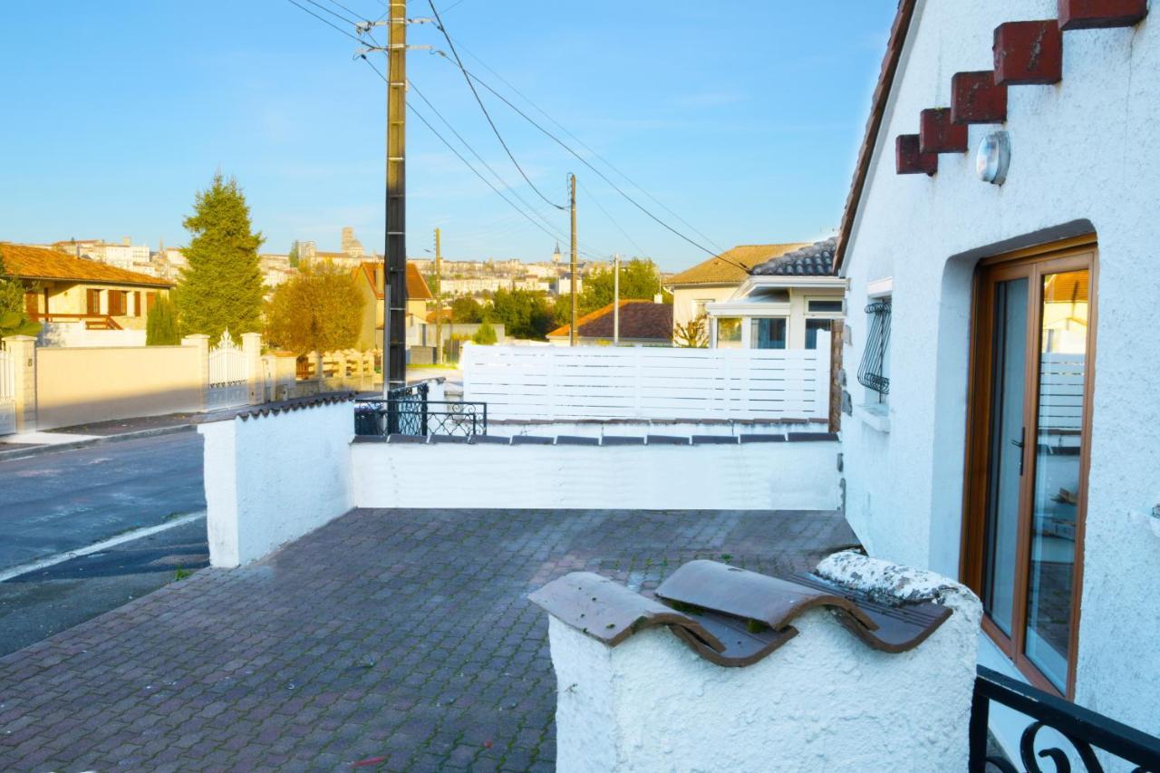 Appart T2 Avec Terrasse, Parking Et Wifi Angoulême Exterior foto